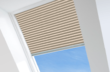 VELUX Manual Room-Darkening Double-Pleated Shade